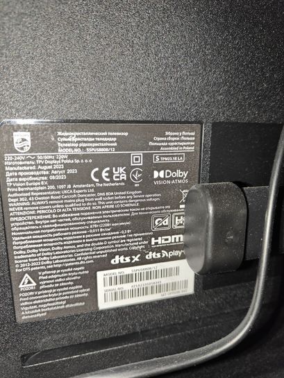 12919952-EM2rn.jpg